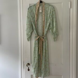 Light and beautiful robe